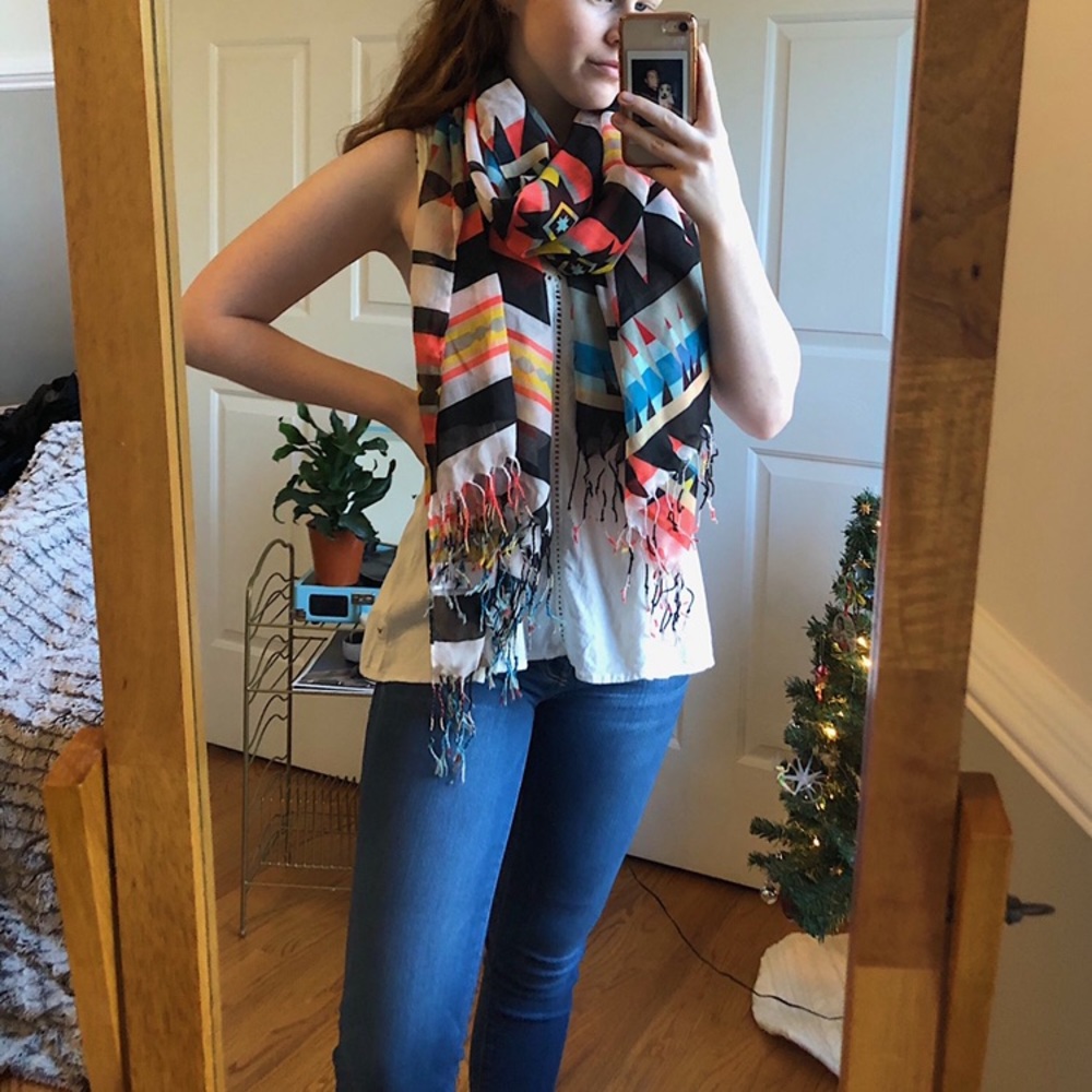 Multicolor Geometric Scarf